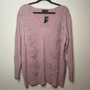 NWT LANE BRYANT Floral Lace Appliqué Pink Vneck Lightweight Knit Sweater
